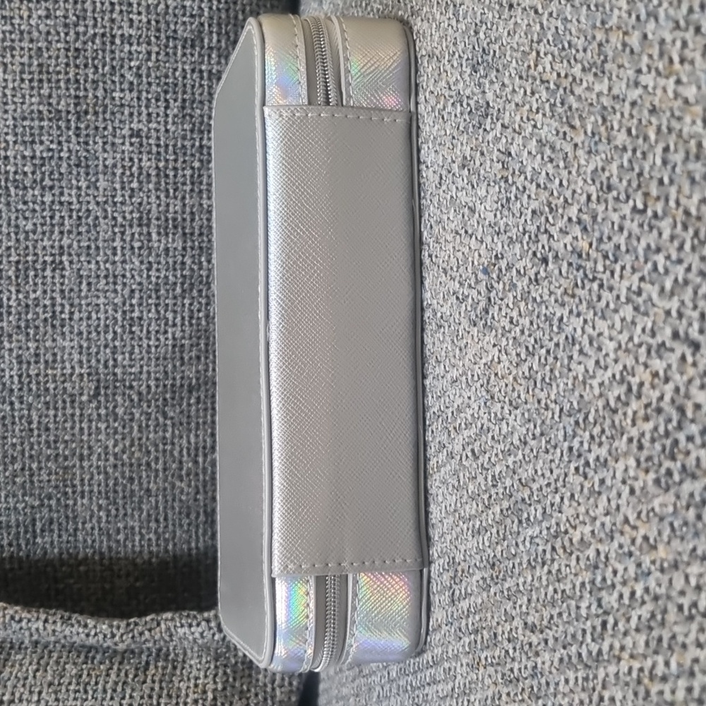 LOVISA Jewelry Storage Case - Picture 5 of 13